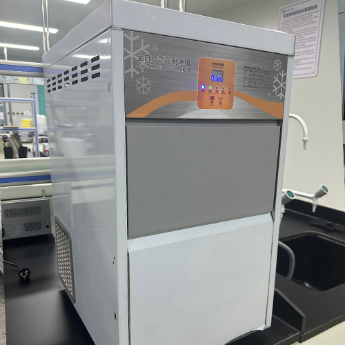 100KG snowflake ice maker was 
